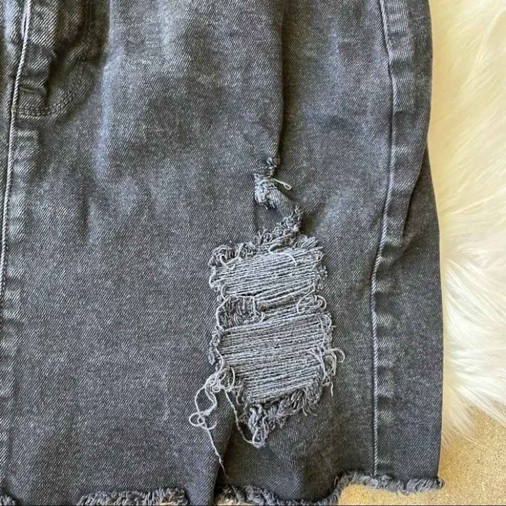 Hollister Black Curvy Ultra High Waist Distressed Denim Skirt